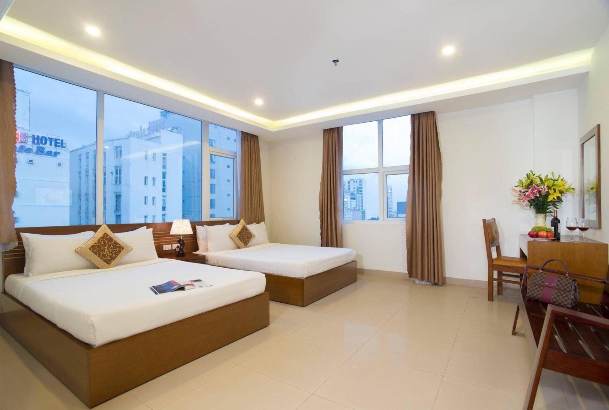 Golden Light Da Nang Hotel エクステリア 写真
