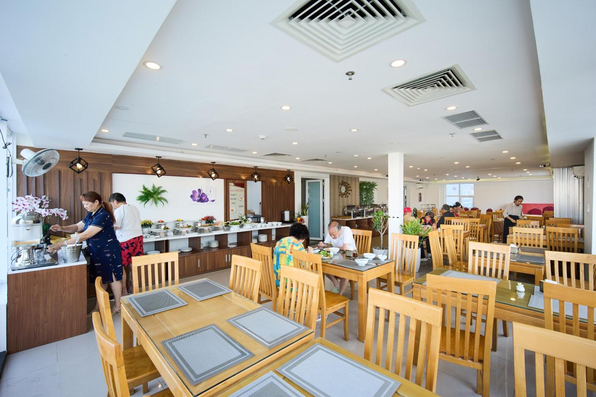 Golden Light Da Nang Hotel エクステリア 写真