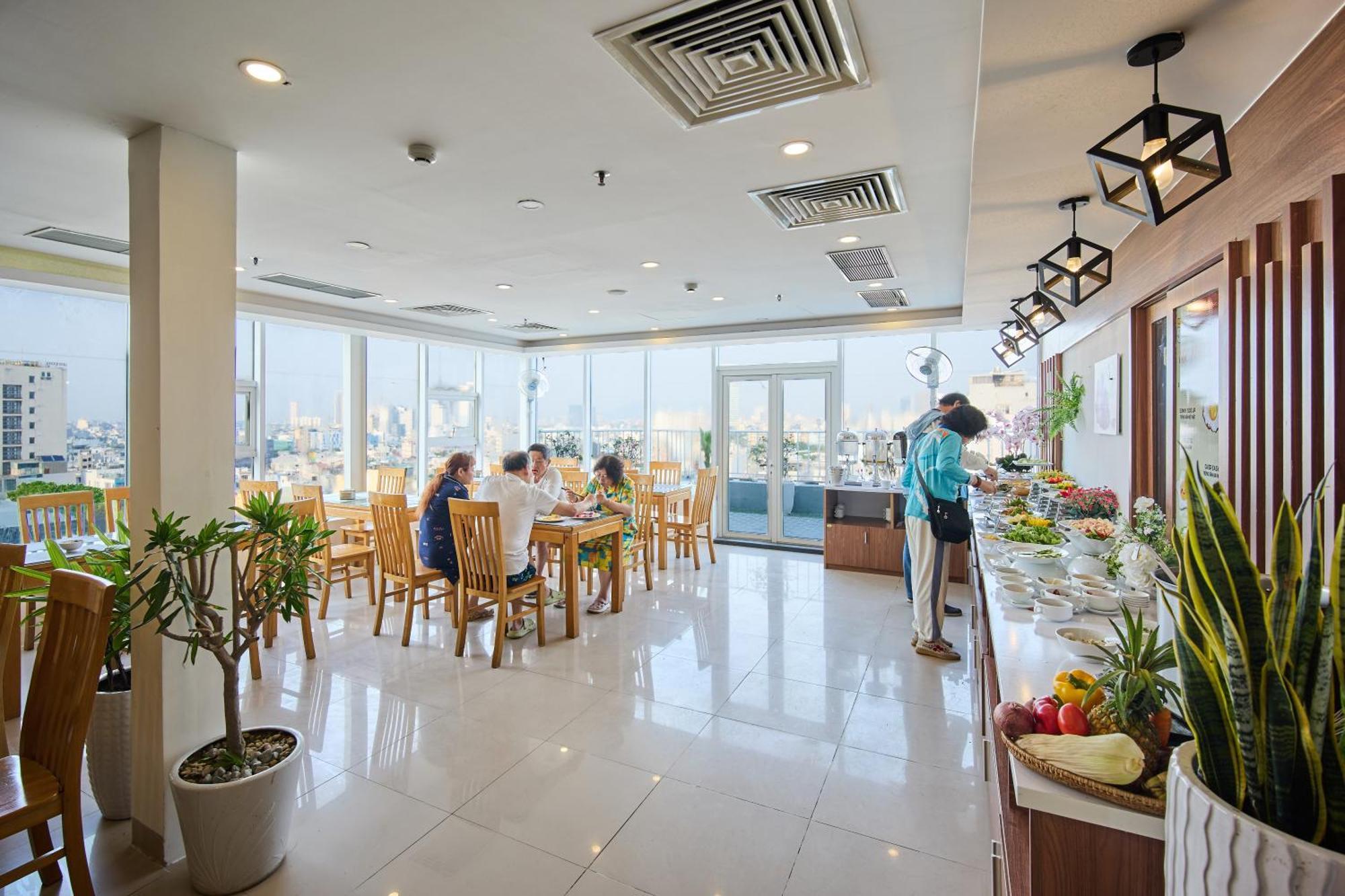 Golden Light Da Nang Hotel エクステリア 写真