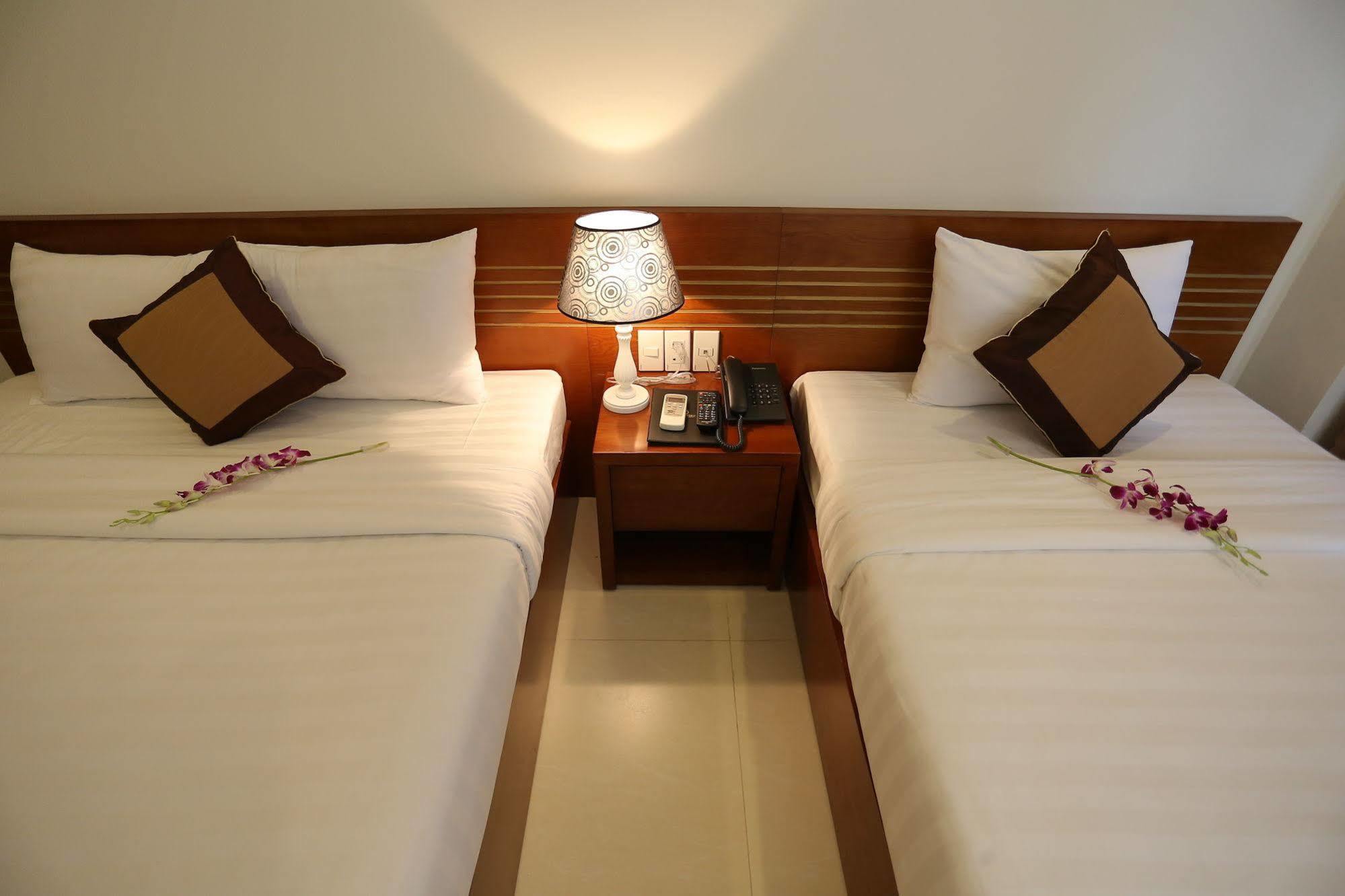 Golden Light Da Nang Hotel エクステリア 写真
